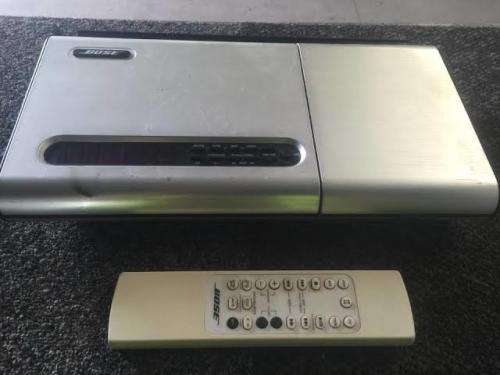 Wonderful Bose Lifestyle Model 5 music sound system. A grade quality music piece