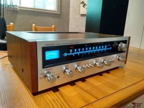 Collector`s Item Pioneer Receiver Model: SX-626 in very presentable condition