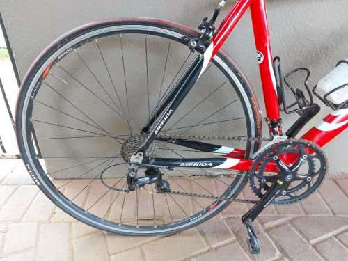 Merida Road 904 bike. In a very great condition, last used in 2020, kept in the storage since then