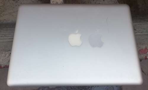 Presentable MacBook Pro i5, 320gb, 4gb Ram, 2.3ghz, macOS High Sierra 10.13.6 and new charger
