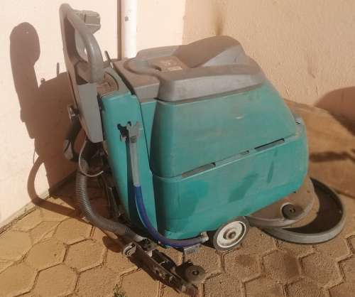 Tennant T2 Industrial Floor Scrubbing walk behind machine.Best in its class worth around R75k.