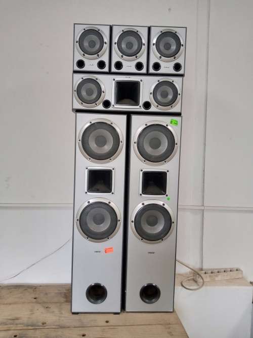 MASSIVE SONY STR-K1500 AMP SPEAKERS. Sony SS-MFP15 x 2 Front Speakers, 3 x Surrounds, 1 x Centre