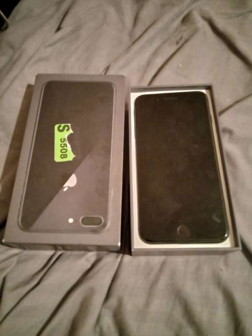 Faulty Iphone 8 Plus Space Gray 256 gb. As in the pictures