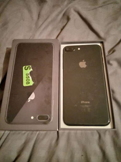 Faulty Iphone 8 Plus Space Gray 256 gb. As in the pictures