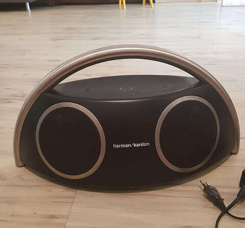 High End Harman Kardon Go & Play Bluetooth Speaker
