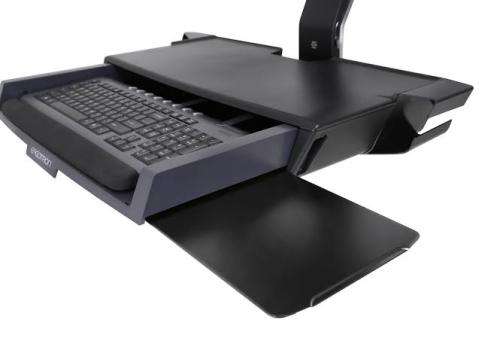 HIGH END DESK AND MONITOR ERGOTRON STATION