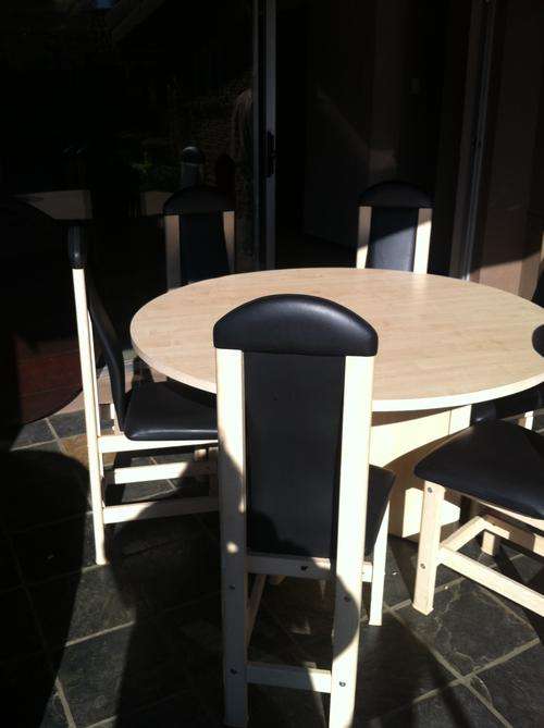 7 X piece Dining room suite