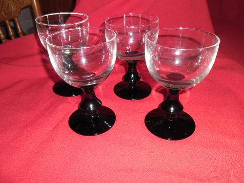 4 large wine Glasses 4