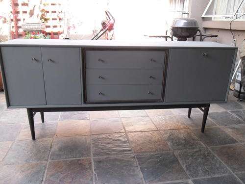 Retro sideboard