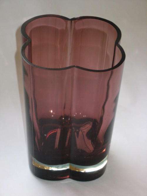 PURPLE MURANO STYLE GLASS VASE