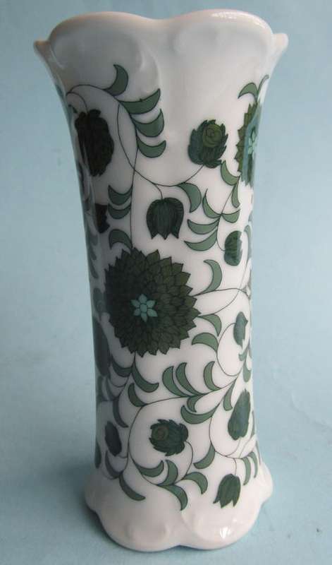 ROSENTHAL VASE - CLASSIC ROSE COLLECTION - GERMAN
