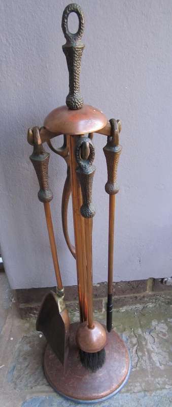 VINTAGE PURE COPPER FIREPLACE SET