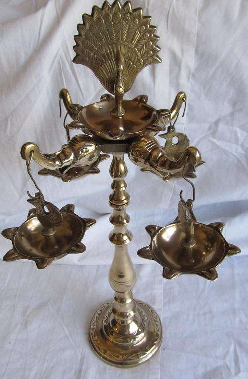 SEVEN FACED STANDALONE BRASS OIL LAMP