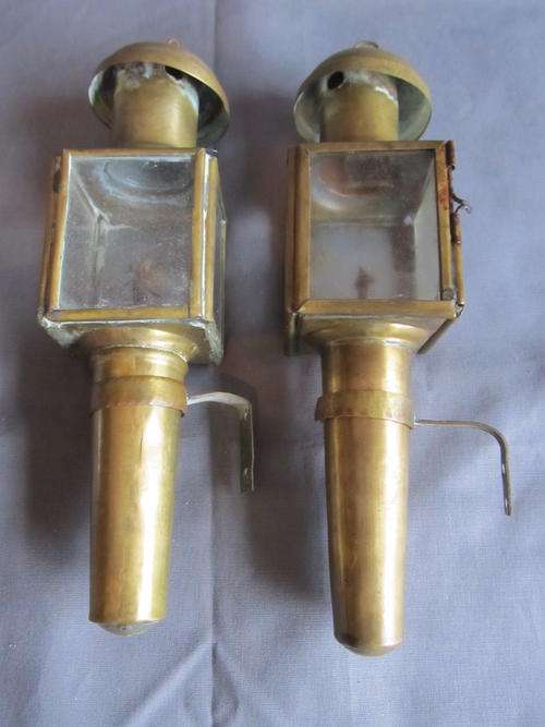ANTIQUE PAIR OF CARRIAGE OIL LAMPS