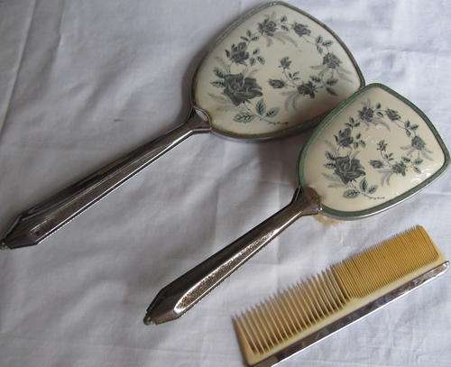 DRESSING TABLE HAIR SET