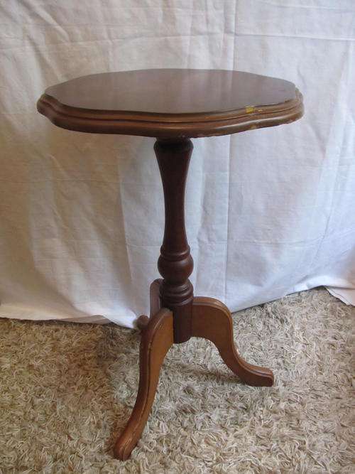 IMBUIA  WINE TABLE WITH YELLOWWOOD LEGS -LINEN FOLD TOP