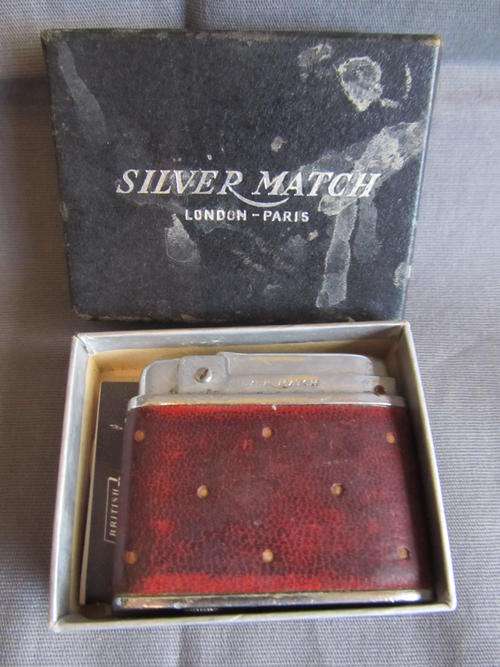 VINTAGE SILVER MATCH BUTANE LIGHTER