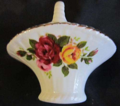 COTTAGE ROSE BASKET ORNAMENT