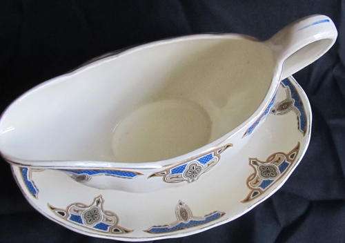GRINDLEY GRAVY BOAT ON A TRAY