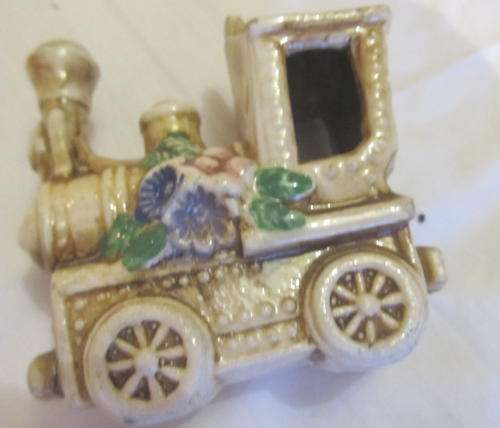 BEAUTIFUL LITTLE TRAIN