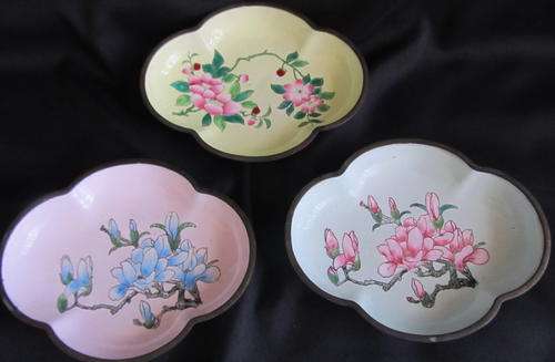 SET OF CLOISONNE NUT TRAYS