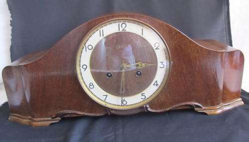 VINTAGE MANTEL CLOCK
