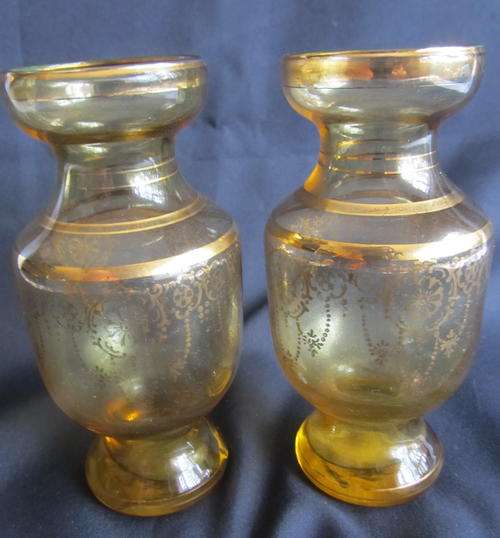 PAIR OF VENETIAN VASES