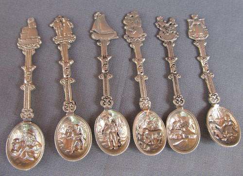 SET OF DUTCH SPOONS