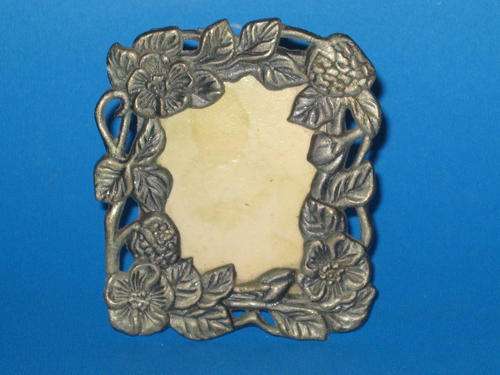 ART NOUVEAU PHOTO FRAME