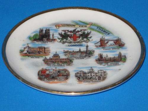 LONDON PIN TRAY