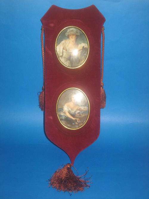 VINTAGE VELVET WALL HANGING