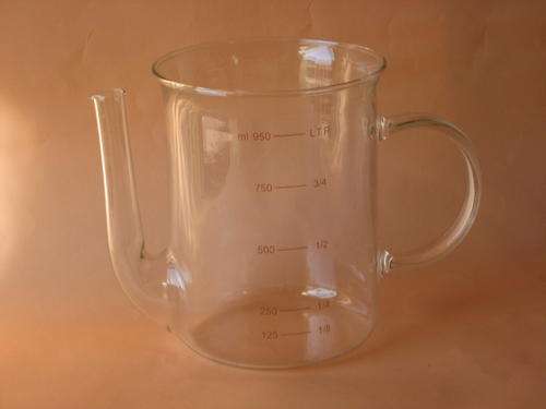 GLASS MEASURING JUG