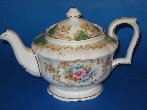 CROWN STAFFORDSHIRE TEAPOT