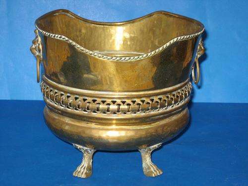 OLD, BEAUTIFUL & LARGE BRASS FLOWER POT