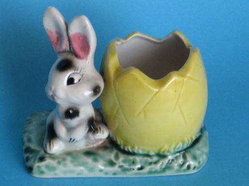 BUNNY STAND TOOTHPICK HOLDER