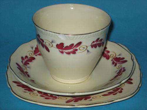 ROYAL SWAN TRIO # 3