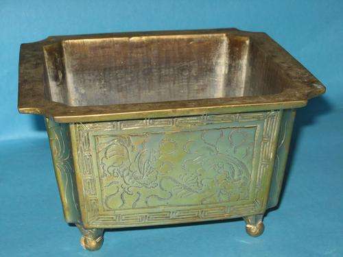 BEAUTIFUL CHINESE BRASS PLANTER