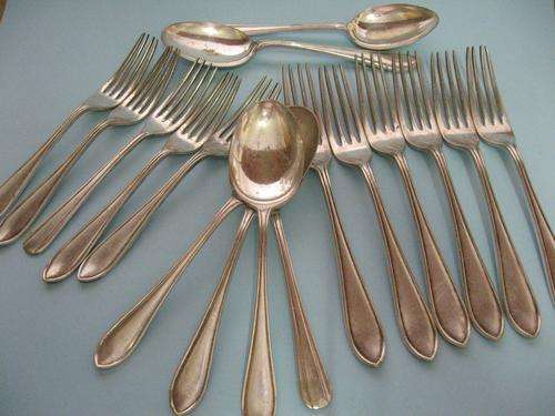 ASSORTMENT of OLD SHEFFIELD E.P.N.S. FLATWARE