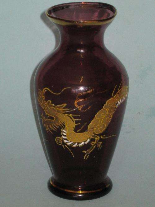 VENETIAN DRAGON VASE