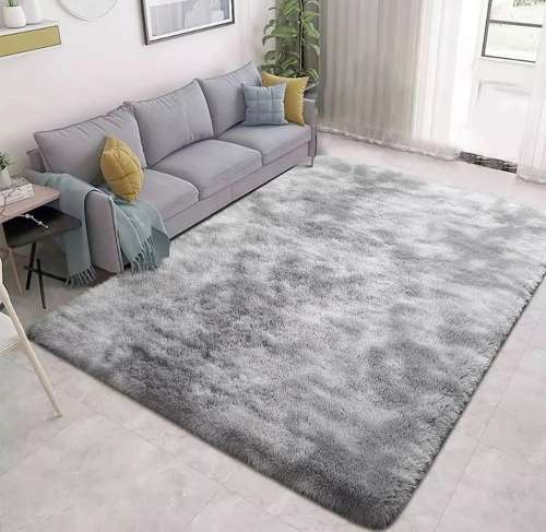 GREY FLUFFY CARPET