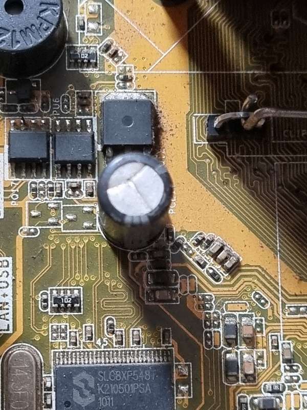 Pegatron IPM41-D3 motherboard