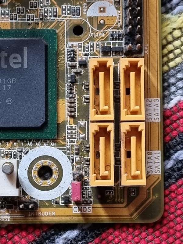 Pegatron IPM41-D3 motherboard