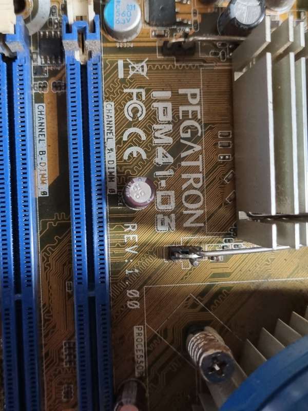 Pegatron IPM41-D3 motherboard