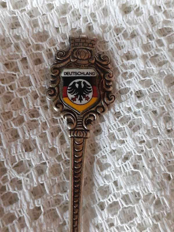 Collection of collectable teaspoons