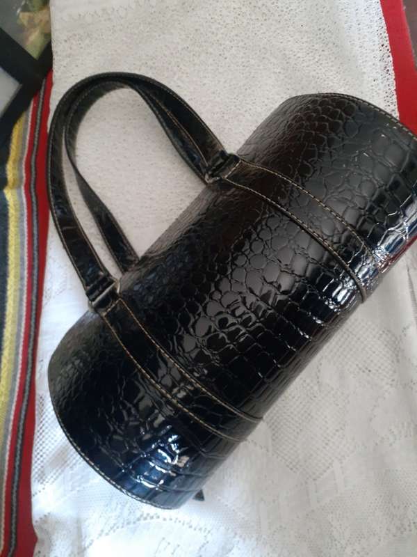 Ladies handbag black