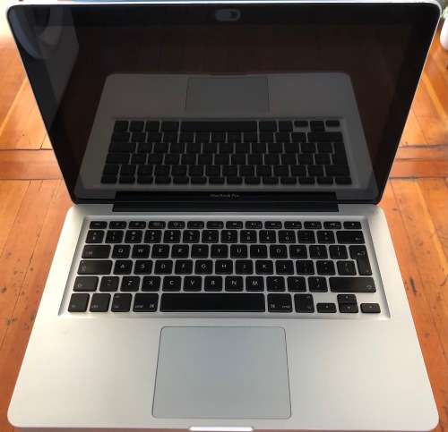 Macbook Pro 13 inch (Early 2011) Core i5, 10GB RAM, 512GB SSD