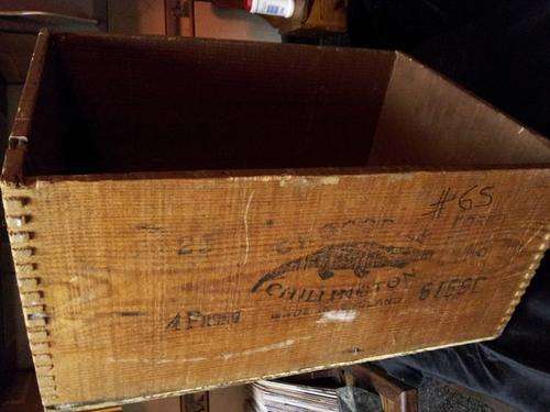 Antique Crate "Crocodile Chillington" - Crazy Wednesday