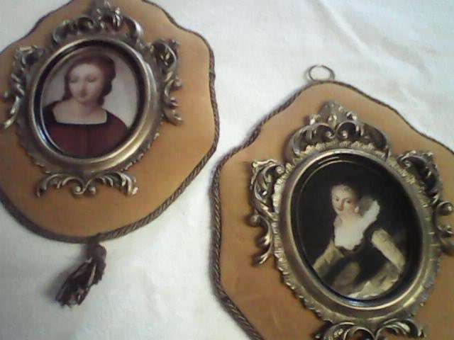 Lovely Pair of Vintage padded frames - Crazy Wednesday!!!