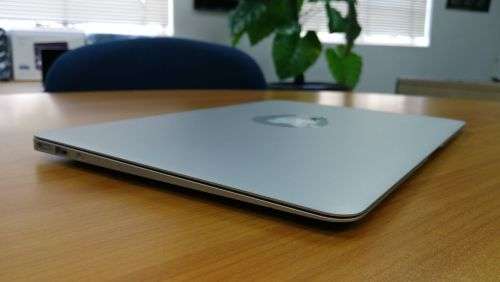 MACBOOK AIR EARLY 2015 CORE I5