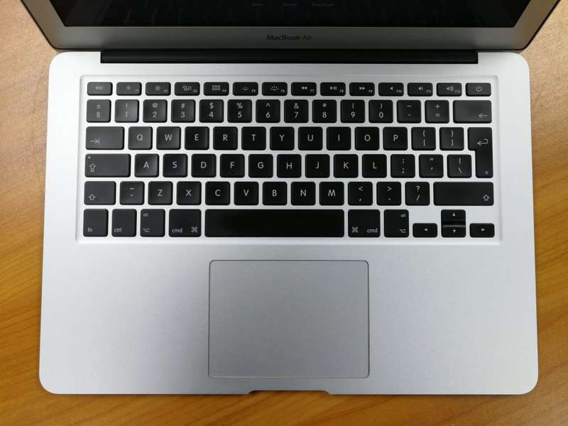 MACBOOK AIR CORE i5 13INCH 256GB STORAGE BRAND NEW CONDITION!!!